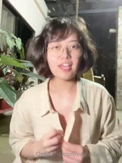 《顶级网红精品出脸》Kamimi某晨星的对立母狗23岁留学生可能爱眼镜妹子自习(17)