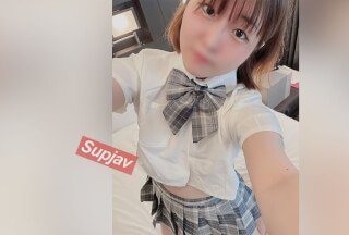 FC2PPV 3188605 [無・特典]真面目な優等生と♡プルプルおっぱい、桃尻、そして制服着衣セックス海报剧照